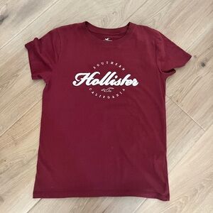 Women’s Hollister t shirt